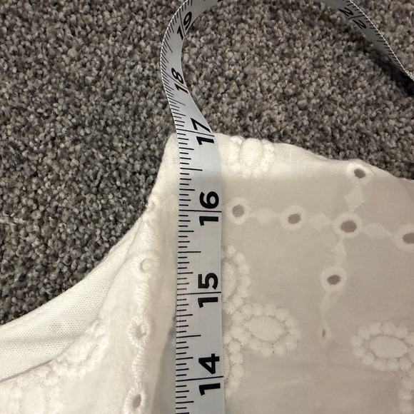 Blu Pepper White Eyelet Sleeveless Blouse - Picture 8 of 8